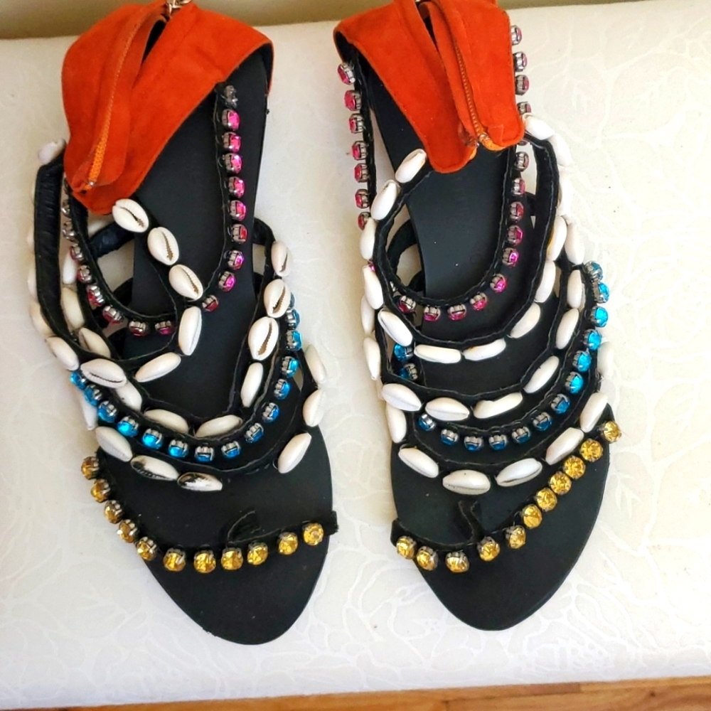 Ladies sandals